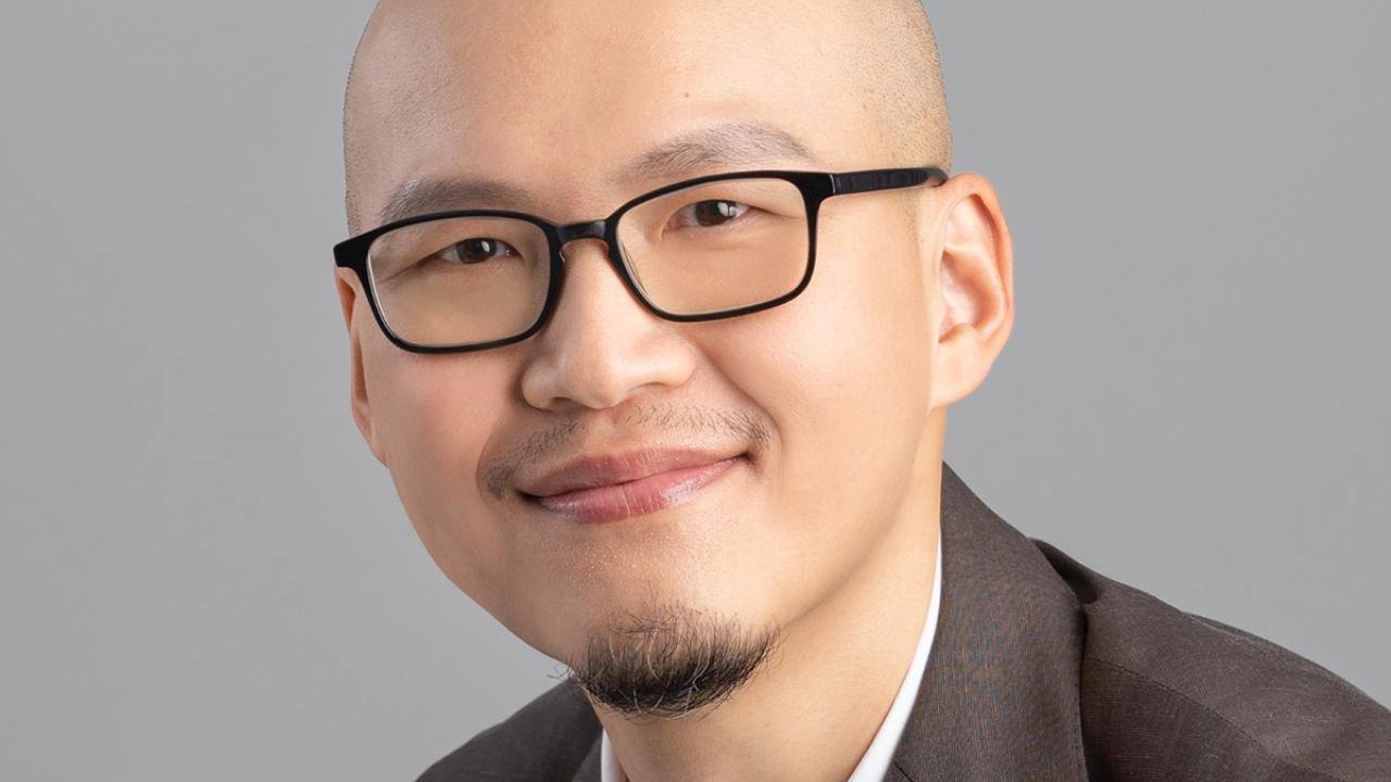 headshot of Coaching Certificate Program grad Laurence Tseng