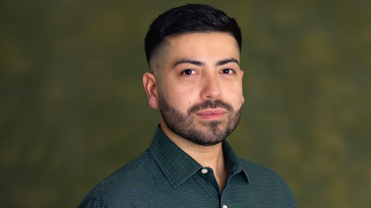 headshot of UC Davis CPE HR student Raul Mendoza