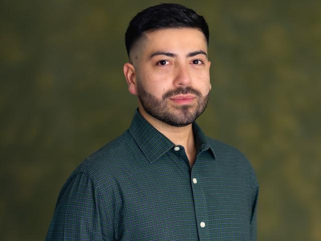 headshot of UC Davis CPE HR student Raul Mendoza
